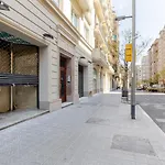 Blueground Vila De Gracia Ac Nr Park Gueell Bcn-185
