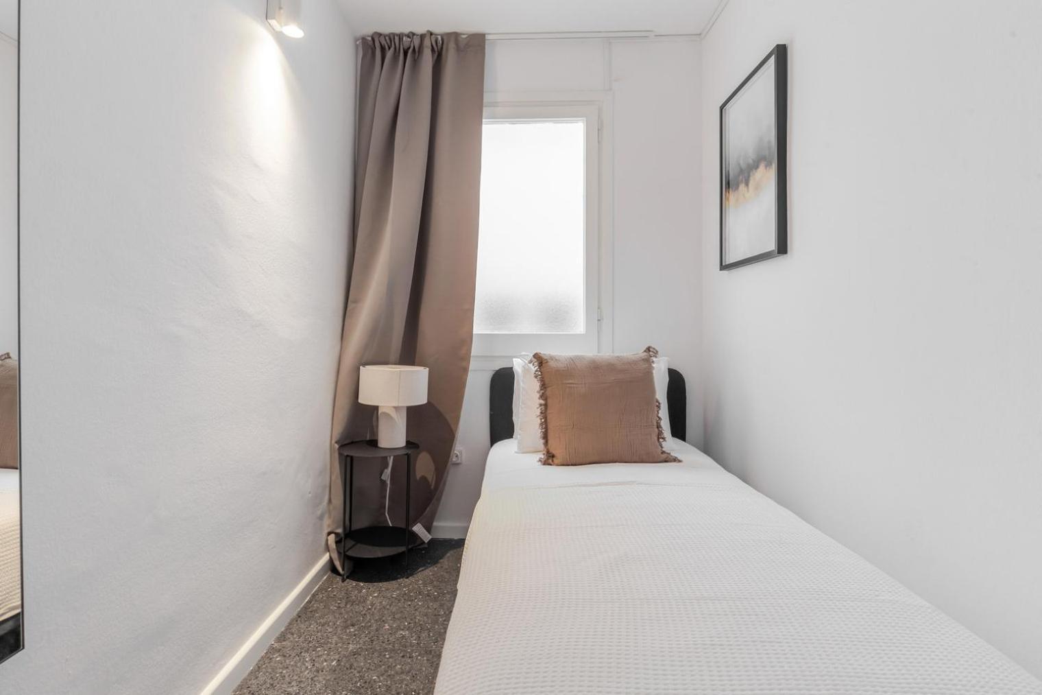 Blueground De Gracia Ac Nr Park Gueell Bcn-185 Appartamento Barcellona