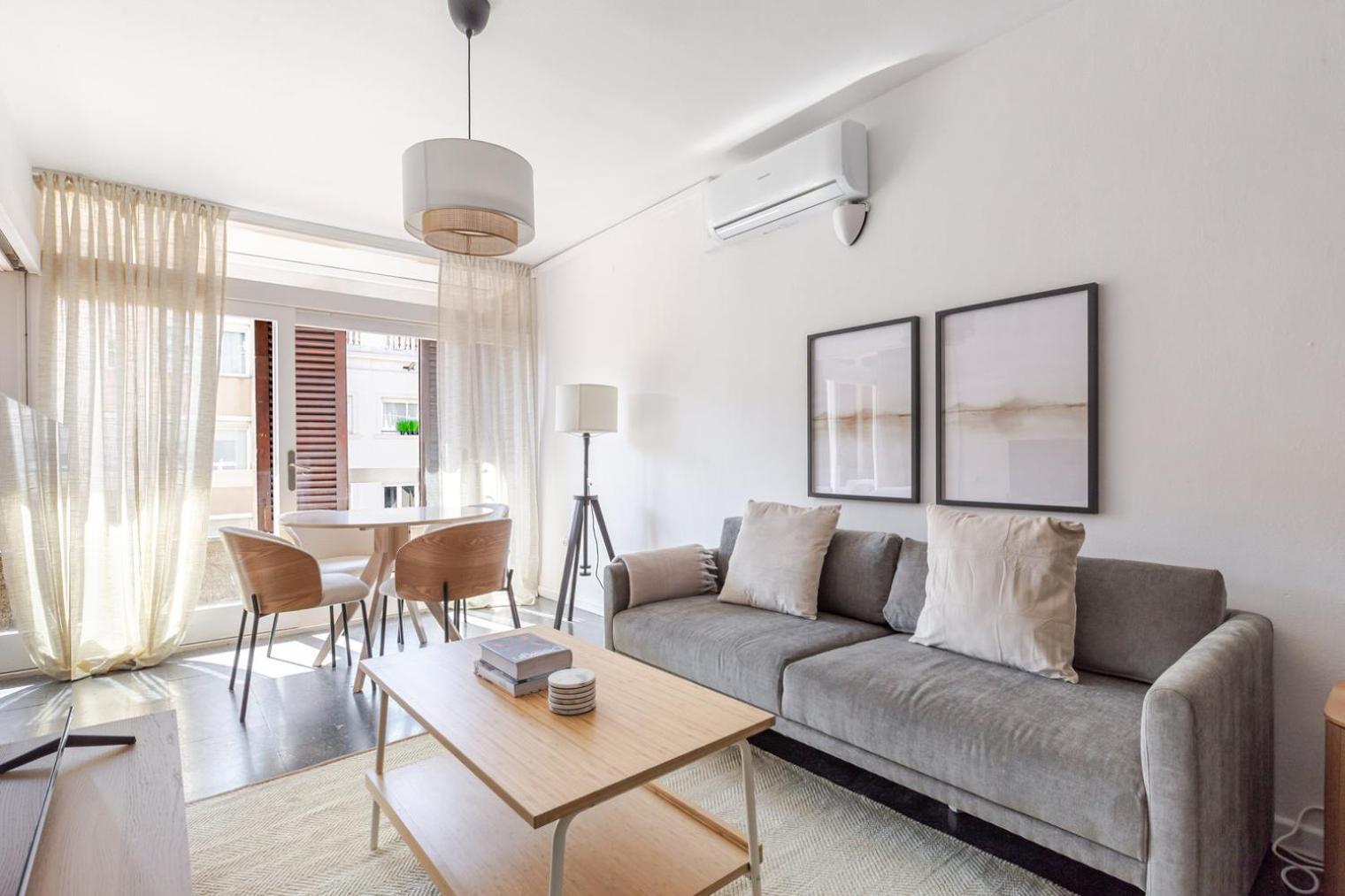 Blueground De Gracia Ac Nr Park Gueell Bcn-185 Appartamento Barcellona
